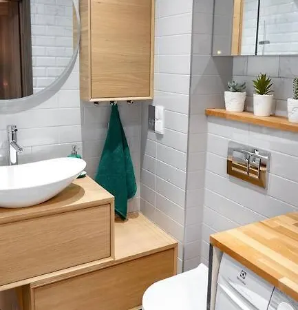 Nowoczesny Dwupokojowy Bridget Z Parkingiem *